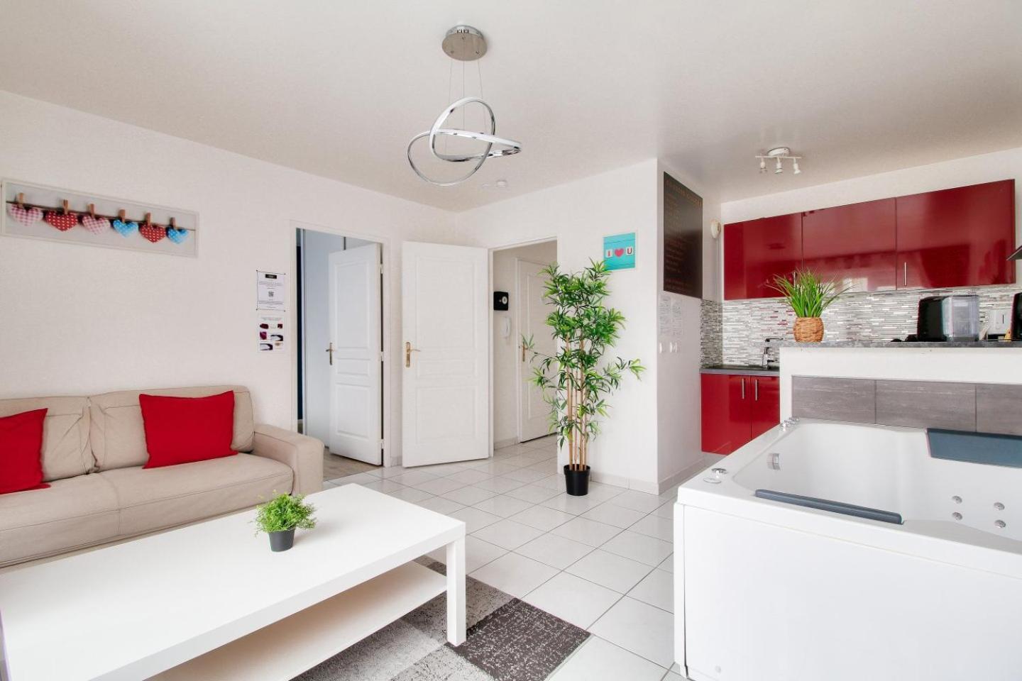 123Home-Loft & Spa مونتِفرا المظهر الخارجي الصورة